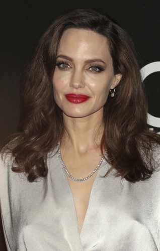 Angelina Jolie: Nữ diễn viên đã đạt được hơn 7 điểm một chút trên thang điểm 10 về sức hấp dẫn