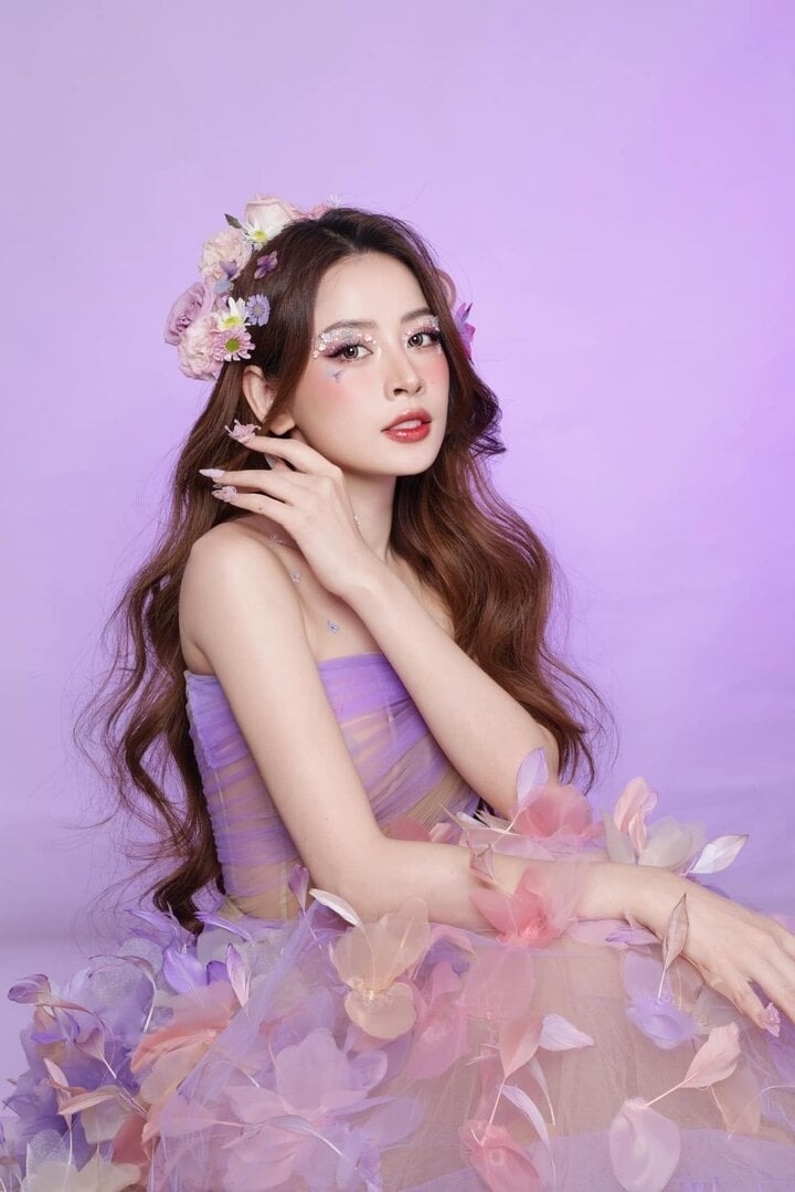 Đại nhạc hội Open air #2 Kpop festival vừa công bố dàn nghệ sĩ biểu diễn. Theo đó, hai đêm nhạc sẽ quy tụ 16 ca sĩ, nhóm nhạc nổi bật nhất của Việt Nam và Hàn Quốc. Đây là dịp hiếm hoi một đại nhạc hội quy tụ cả sao Hàn và Việt Nam được tổ chức đúng Giáng sinh với quy mô quốc tế do hai đạo diễn Go Young Sik và Hoàng Công Cường thực hiện. Dàn nghệ sĩ Việt Nam gồm Chi Pu, Tăng Duy Tân, Tóc Tiên và Đức Phúc. Bên cạnh đó, dàn sao KPop với sự góp mặt của Highlight, The Wind, 2pm, Chen EXO... 