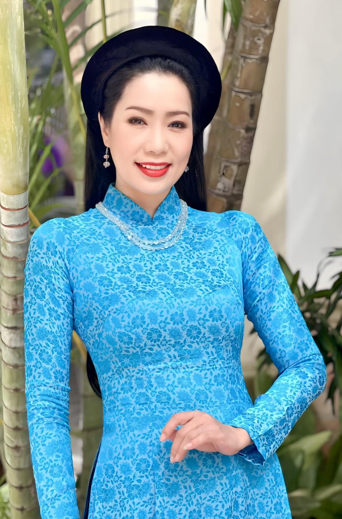 Trong suốt những năm hoạt động nghệ thuật, Trịnh Kim Chi đoạt nhiều giải thưởng như Huy chương vàng Liên hoan Kịch nói chuyên nghiệp toàn quốc vào các năm 1995, 2012, 2018, 2020; Bằng khen của Hội Nghệ sĩ Sân khấu Việt Nam năm 2021...