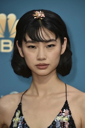 Jung Ho-yeon: có số điểm là 91,22 % theo tỷ lệ vàng và đặc biệt cô có đôi mắt vô cùng cuốn hút