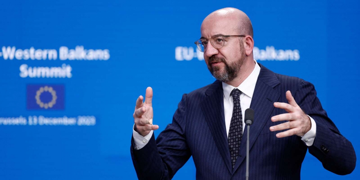 Chủ tịch Hội đồng châu Âu Charles Michel nhấn mạnh quyết định này là một tín hiệu tích cực và là niềm hy vọng cho người dân Ukraine. Ảnh: Le Monde