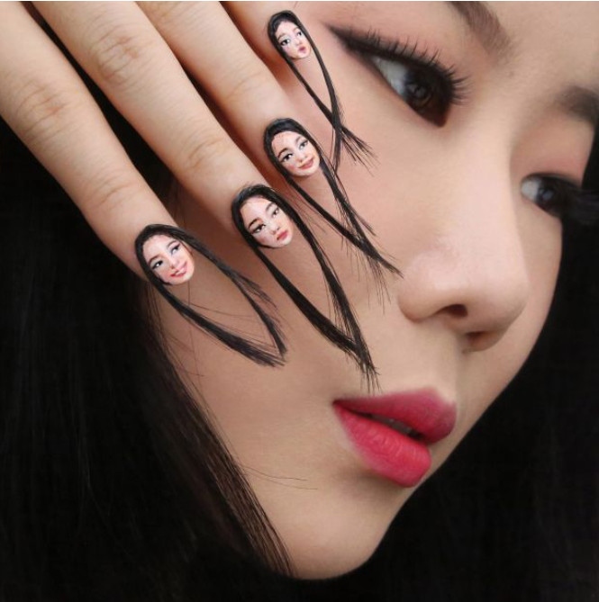 "Hair nails" (2017) là một trong những tác phẩm mang lại sự nổi tiếng lan truyền cho Dain Yoon