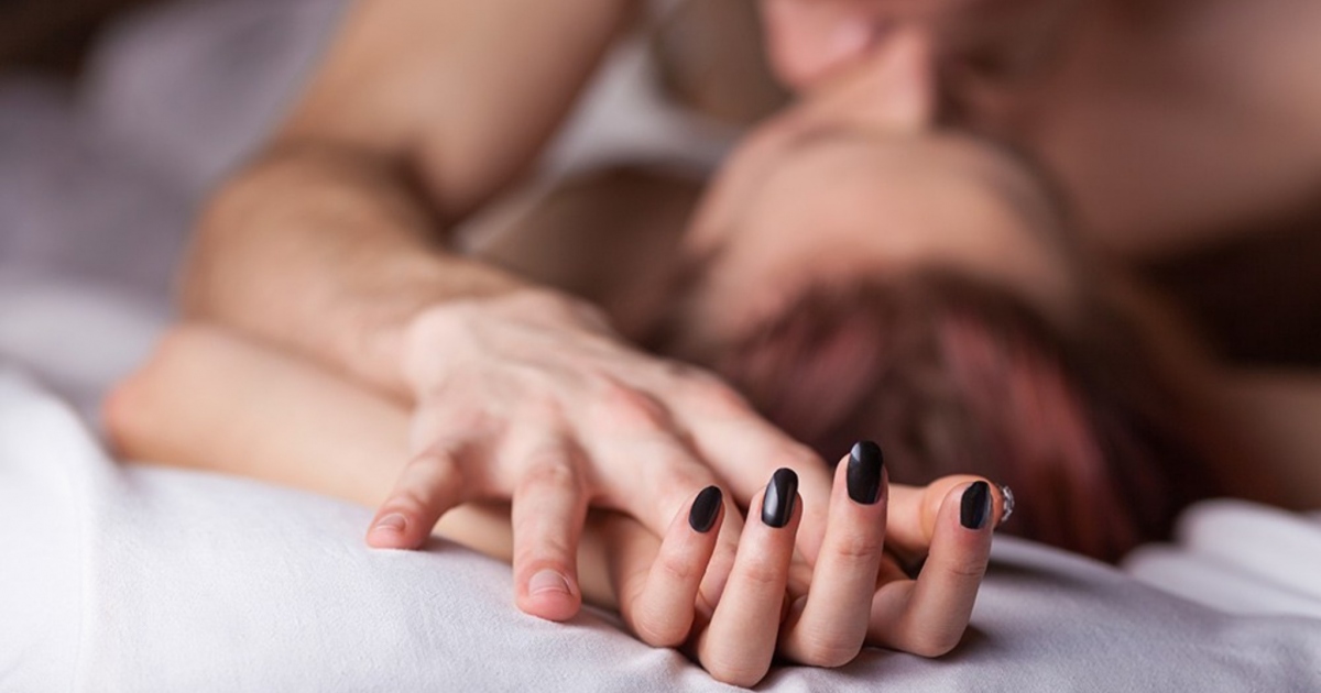 Vợ tôi có nhu cầu tình dục cao, khiến tôi khó lòng đáp ứng (Ảnh minh họa)