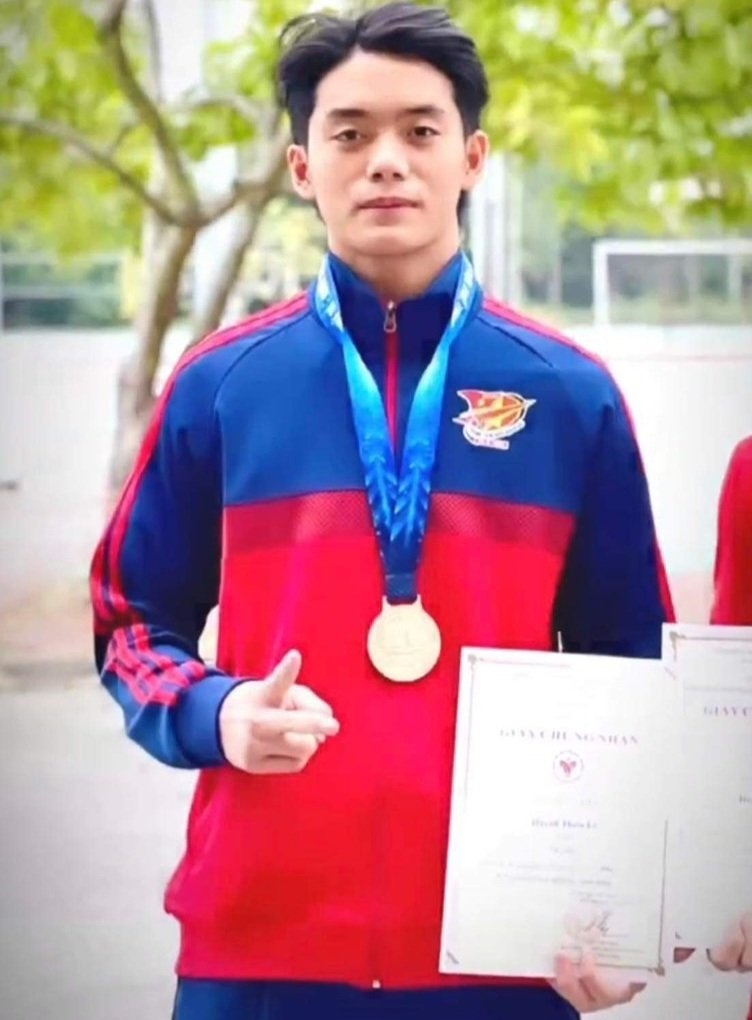 VĐV Nguyễn Minh Triết là một VĐV trẻ, có triển vọng của Thể dục dụng cụ Việt Nam.