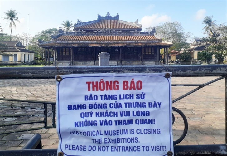 Do không gian trưng bày xuống cấp, hư hại nên bảo tàng tạm thời đóng không nhận khách tham quan