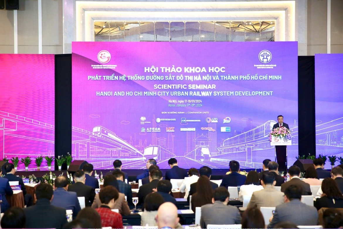 Toàn cảnh Hội thảo khoa học quốc tế về phát triển hệ thống đường sắt đô thị Hà Nội và TP HCM.