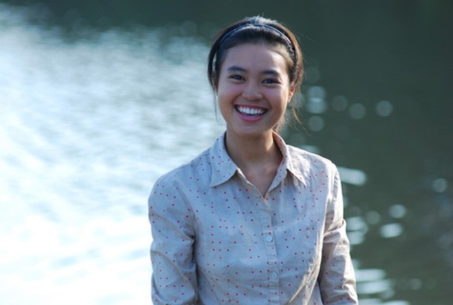 Cách đây hơn 10 năm, từng có một Ninh Dương Lan Ngọc gây ấn tượng mạnh với khán giả với vai Nương trong bộ phim truyền hình ăn khách Cánh đồng bất tận. Đây là vai diễn đầu tay, cũng là cột mốc đánh dấu tên tuổi của Ninh Dương Lan Ngọc trong sự nghiệp diễn xuất. Vai diễn đã giúp nữ diễn viên mang về chiếc cúp Mai Vàng đầu tiên trong sự nghiệp ở hạng mục Nữ diễn viên Điện ảnh được yêu thích nhất năm 2010. Và cũng ở vai diễn này, Lan Ngọc tiếp tục đoạt được giải thưởng Cánh Diều Vàng cho hạng mục Nữ diễn viên chính xuất sắc phim truyện điện ảnh cùng năm.
