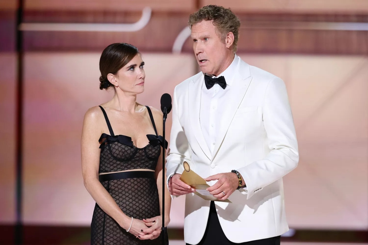 Bộ đôi vui nhộn Kristen Wiig và Will Ferrell đã mang lại nhiều tiếng cười khi trao giải Nam diễn viên chính xuất sắc nhất trong phim điện ảnh - ca nhạc - hài kịch. 