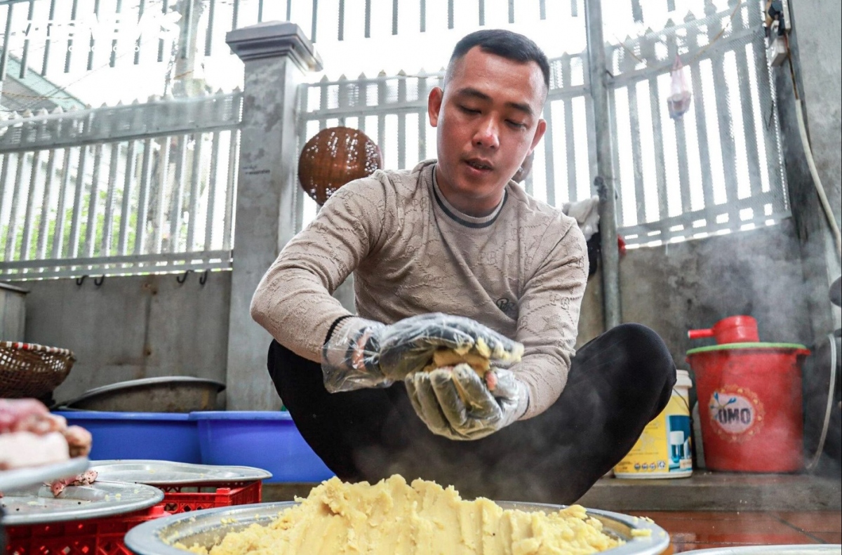 The green beans are stewed, before then being rolled into large pieces with pork in the middle.