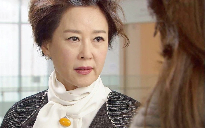 Mẹ chồng khó tính khiến cuộc sống gia đình tôi ngột ngạt (Ảnh minh họa, nguồn: KT)