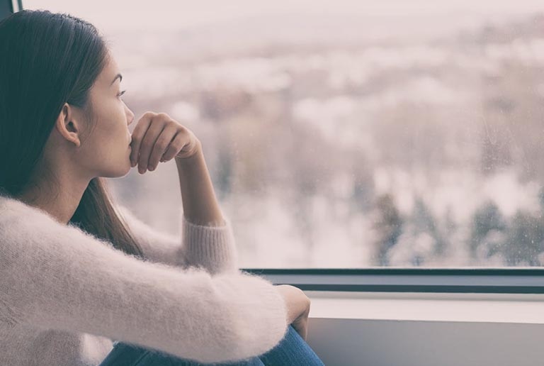 Chồng đi nước ngoài hơn 10 năm nhưng nhất quyết không muốn về (Ảnh minh họa, nguồn: KT)