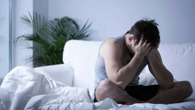 4 hậu quả nghiêm trọng khi bỏ bê 'chuyện ấy' quá lâu.