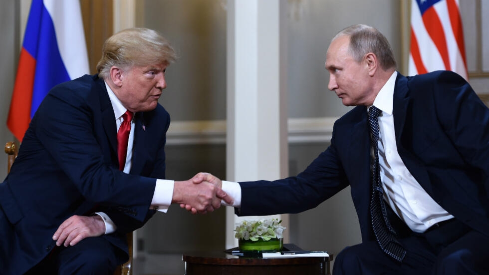Tổng thống Trump và Tổng thống Putin tại cuộc gặp năm 2017 (Ảnh: Reuters)