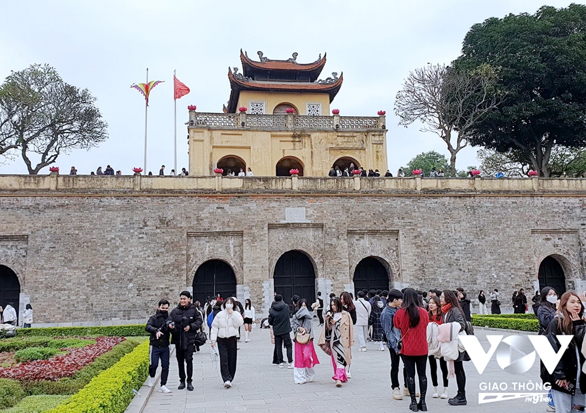 Chương trình “Happy Tết 2024” do Trung tâm Xúc tiến Đầu tư, Thương mại, Du lịch Hà Nội phối hợp với Trung tâm Bảo tồn Di sản Thăng Long - Hà Nội tổ chức nhân dịp Tết Giáp Thìn 2024