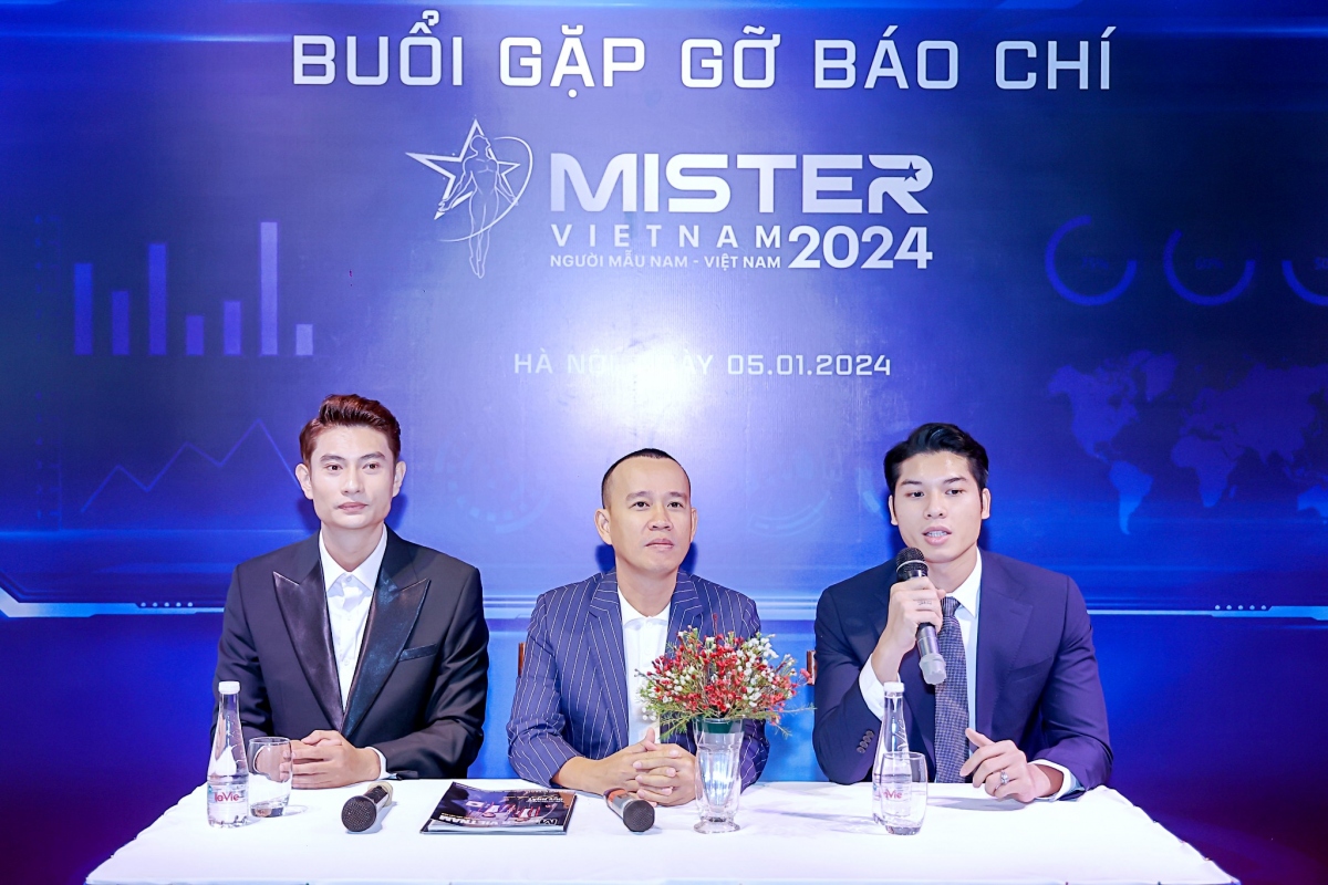 Đại diện Ban Tổ chức cuộc thi Mister Vietnam 2024 trả lời phỏng vấn báo chí
