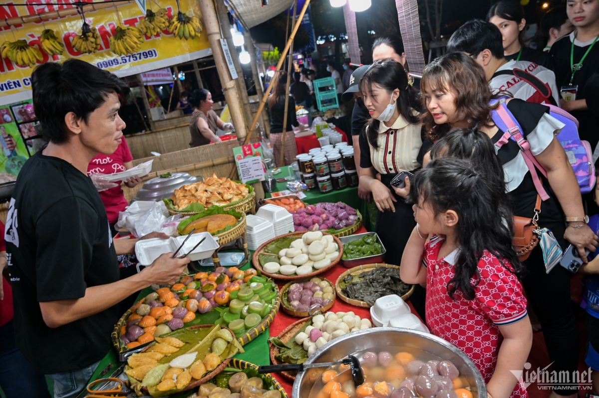 Popular items used as offerings to the ancestors or as gifts during Tet go on sale in many wet markets.