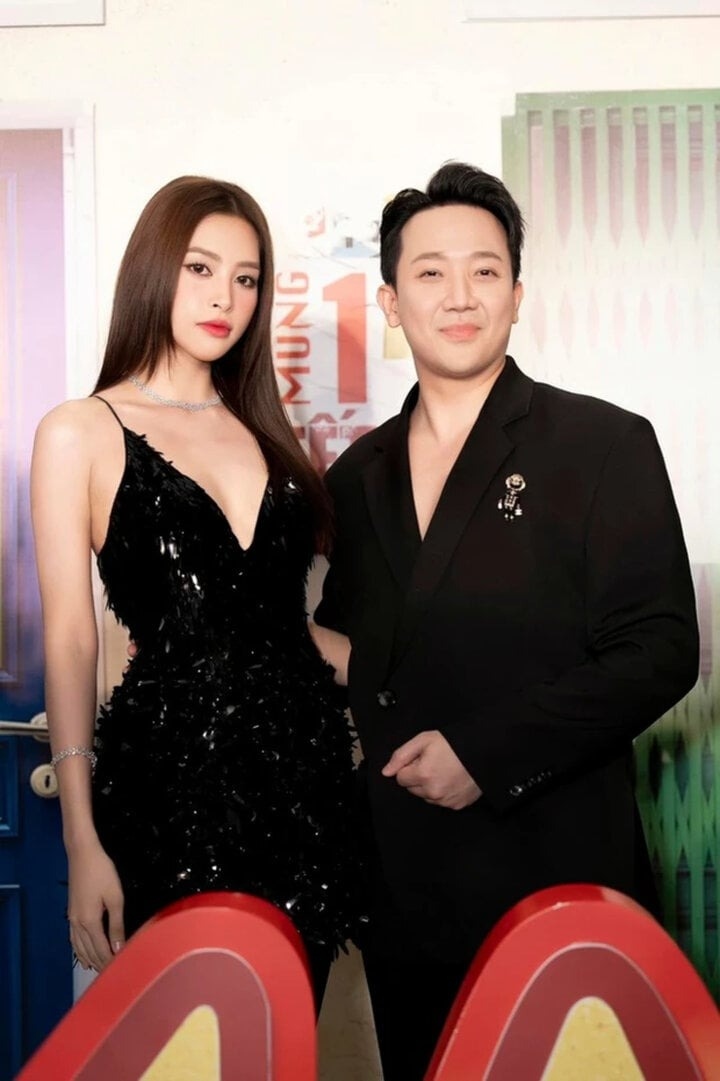 Bộ phim "Mai" là tác phẩm thứ 3 của Trấn Thành vượt mốc 100 tỷ đồng tại phòng vé. Bên cạnh dàn diễn viên chính, sự xuất hiện của Tiểu Vy trong vai trò cameo thu hút sự quan tâm lớn của khán giả. (Theo: VTC News)