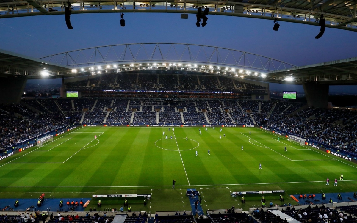 “Hang rồng” Dragao là một trong những sân vận động nổi tiếng nhất tại Bồ Đào Nha nói riêng và trên thế giới nói chung. Đây là nơi từng diễn ra trận chung kết Champions League 2021, chung kết Nations League 2019 và các trận đấu tại EURO 2004. (Ảnh: Getty)