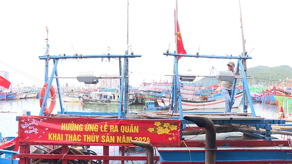 Sau những ngày Tết, tầm mùng 3 đến mùng 8 hàng năm, ngư dân ở nhiều làng biển bắt đầu nhộn nhịp chuẩn bị cho lễ “mở biển”