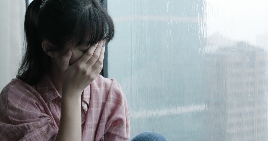 Tôi thực sự chán nản mà không biết phải làm gì để chồng hết so sánh vợ với người yêu cũ (ảnh minh họa)