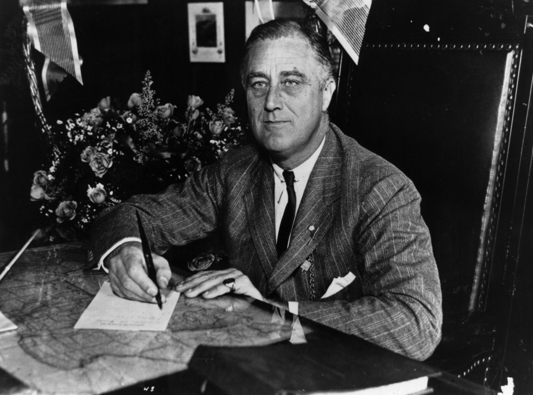 Trước khi trở thành Tổng thống Mỹ, ông Franklin D. Roosevelt là luật sư ở thành phố New York. Ông làm việc tại công ty luật Carter Ledyard và Milburn từ năm 1907 - 1911.