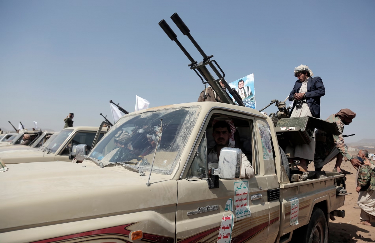 Lực lượng Houthi trong một cuộc tuần hành ủng hộ người Palestine ở Dải Gaza. Ảnh: Getty