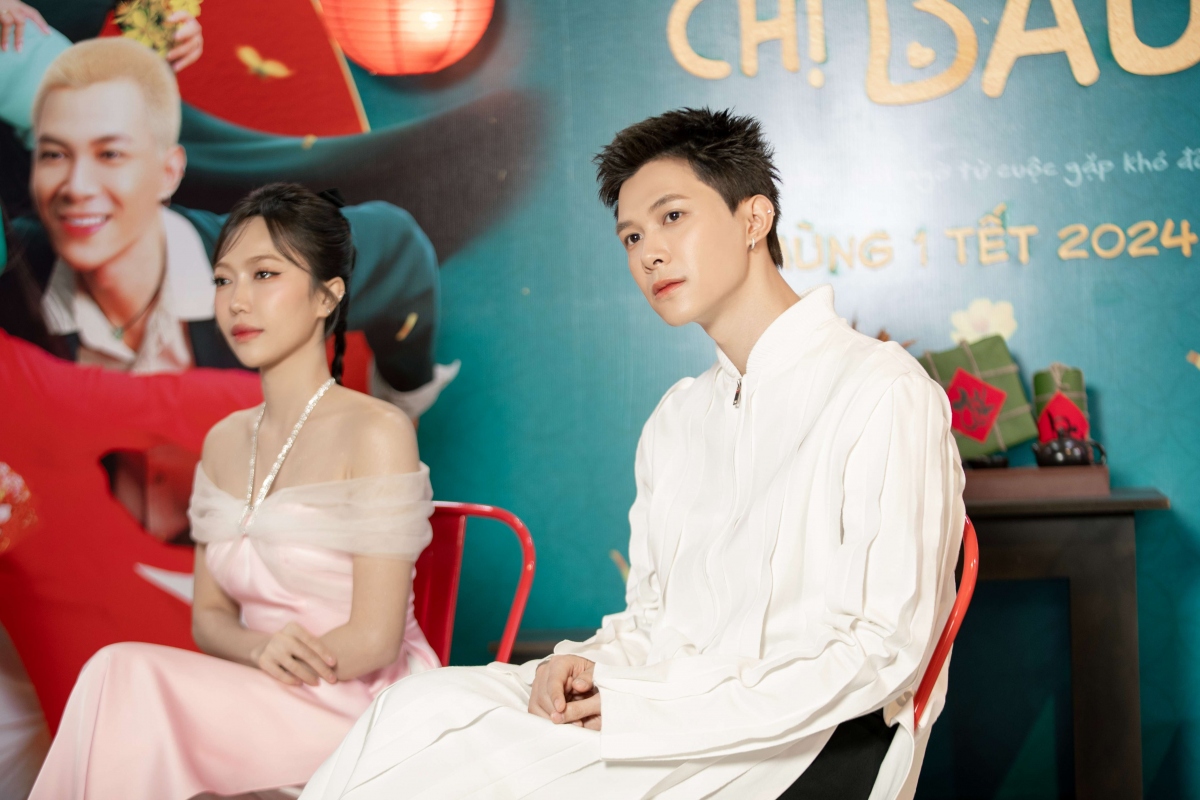 Anh Tú cho biết, từ lâu anh đã mong muốn có cơ hội đóng phim cùng bà xã Diệu Nhi.