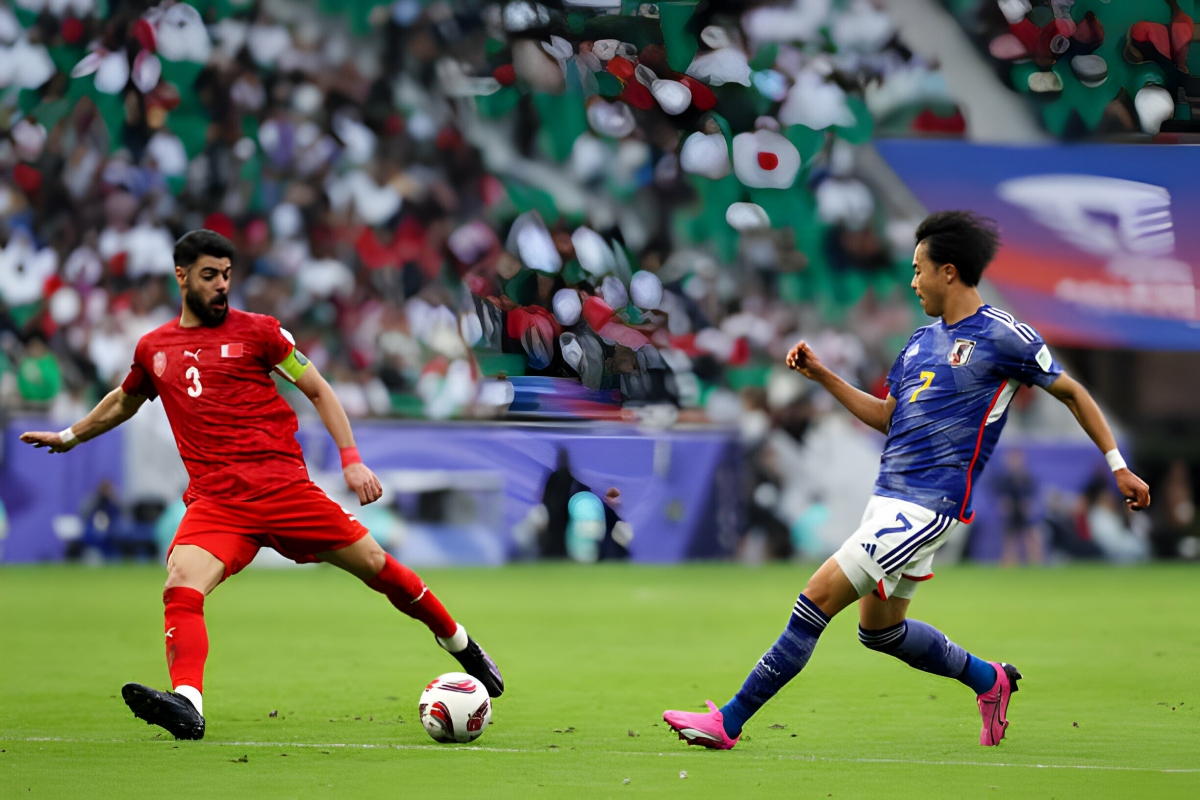 Mitoma thể hiện đẳng cấp khi vào sân ở trận gặp Bahrain (Ảnh: Getty).