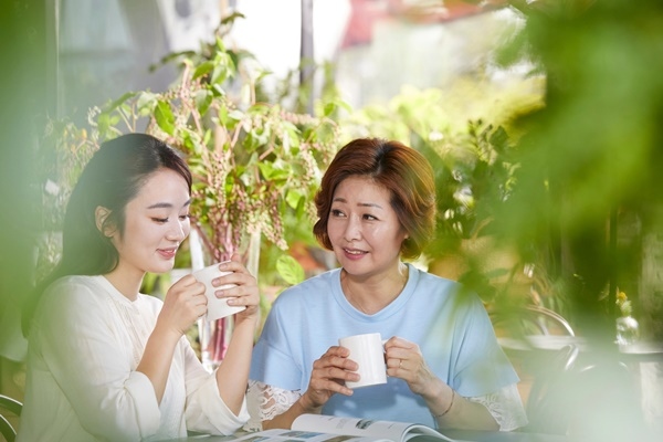 Lần đầu về ra mắt, mẹ người yêu đã đề cập tới chuyện cưới xin (ảnh minh họa, nguồn: KT)