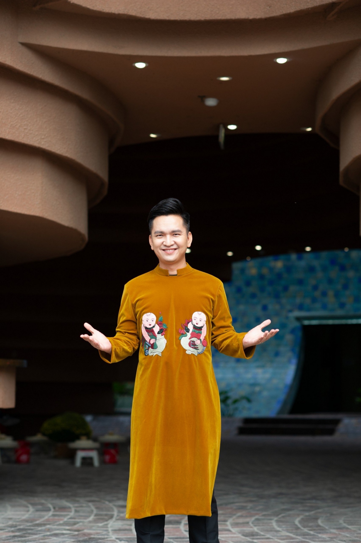 MC Hạnh Phúc bày tỏ lời cảm ơn và trân trọng đến khán giả đã yêu mến các chương trình truyền hình