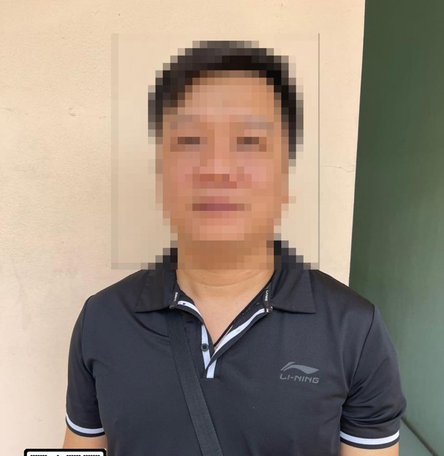 Ông E. đang bị công an tạm giữ để điều tra (ảnh: CA cung cấp)