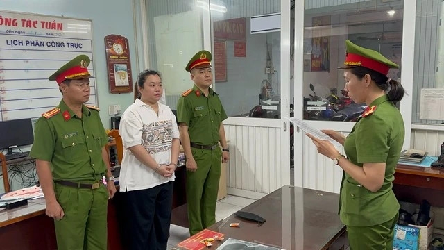 Công an bắt tạm giam Nguyễn Phương Thanh về hành vi lừa đảo hơn 8 tỉ đồng làm thủ tục du học ở TP.HCM