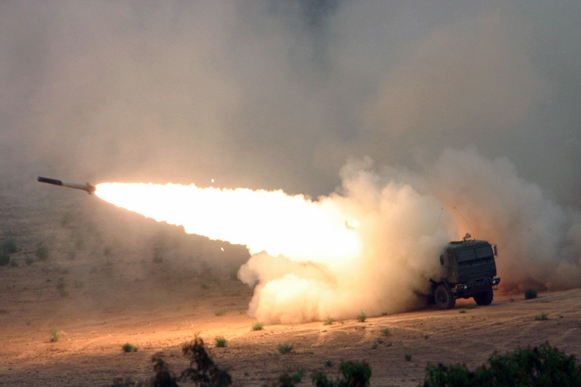 Hệ thống pháo phản lực HIMARS. Ảnh: Wikimedia Commons