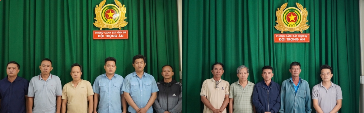 Công an TP.HCM khởi tố và bắt tạm giam thêm 63 bị can tại 10 trung tâm đăng kiểm trên nhiều tỉnh, thành. Các bị can bị khởi tố, tạm giam để điều tra làm rõ về các hành vi “Nhận hối lộ”, “Đưa hối lộ”, “Môi giới hối lộ”, “Làm giả tài liệu của cơ quan, tổ chức; Sử dụng tài liệu giả của cơ quan, tổ chức”.(Ảnh: Công an TP.HCM)