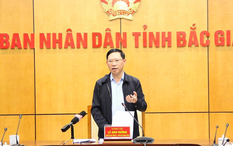 Chủ tịch UBND tỉnh Bắc Giang Lê Ánh Dương nhấn mạnh: Ban quản lý các khu công nghiệp phải thật chủ động xây dựng đội ngũ cán bộ giỏi về chuyên môn, ngoại ngữ, trách nhiệm với công việc