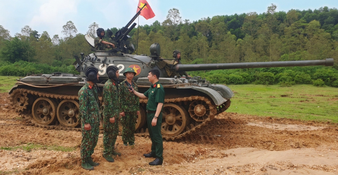 Hình ảnh tác nghiệp của phóng viên.