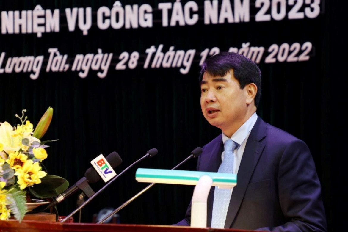 Ông Lê Tuấn Hồng khi còn giữ chức Bí thư Huyện ủy Lương Tài, Bắc Ninh.