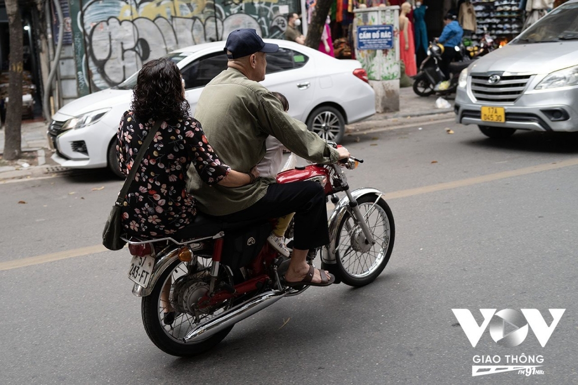 Cùng nhau đi hết cuộc dời...
