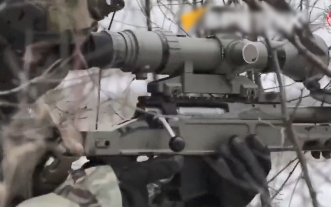 Lính bắn tỉa Nga tác chiến ở khu vực Kupyansk. Ảnh: Bộ Quốc phòng Nga.