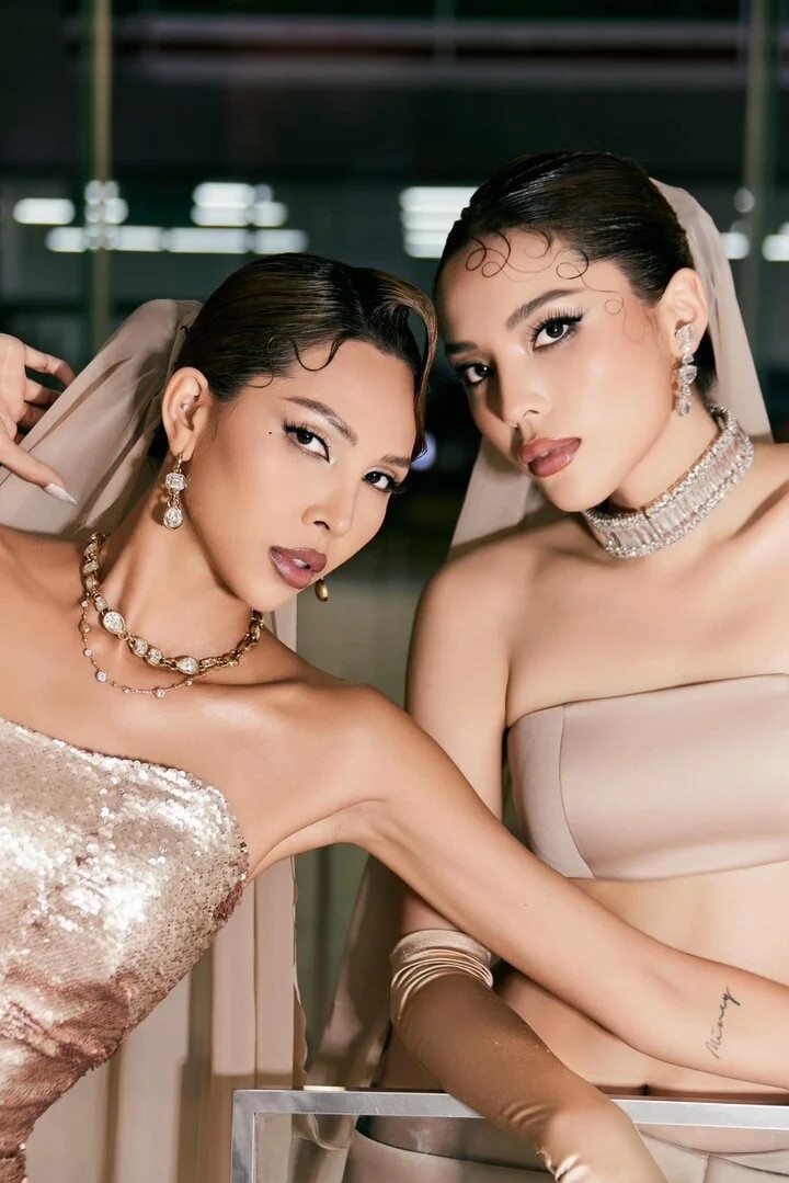 Những ngày qua, thông tin Kỳ Duyên và Minh Triệu "đường ai nấy đi" khiến khán giả xôn xao. Dù không lên tiếng nhưng cặp đôi liên tục đăng tải những chia sẻ đầy tâm trạng. Được biết, cả hai cũng đã ngừng nhận và hủy các công việc liên quan đến nhau. Minh Triệu nhận nhiều bình luận tiêu cực sau thông tin rạn nứt với Kỳ Duyên. Trước những thông tin tiêu cực, quản lý của Minh Triệu đã lên tiếng bênh vực nữ siêu mẫu: "Những ngày qua có rất nhiều thông tin sai lệch có chủ đích làm ảnh hưởng đến hình ảnh và danh dự của siêu mẫu Minh Triệu. Với vai trò quản lý của Minh Triệu, tôi hy vọng mọi người sẽ tỉnh táo khi tiếp nhận thông tin và nghiêm túc yêu cầu những người cố tình bôi nhọ dừng lại, đừng để mọi chuyện đi quá xa". Dưới bài viết, Minh Triệu cũng để lại bình luận ủng hộ quản lý. (Nguồn: VTC News)