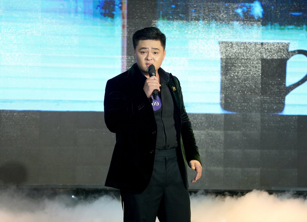Quán quân Phùng Duy Linh