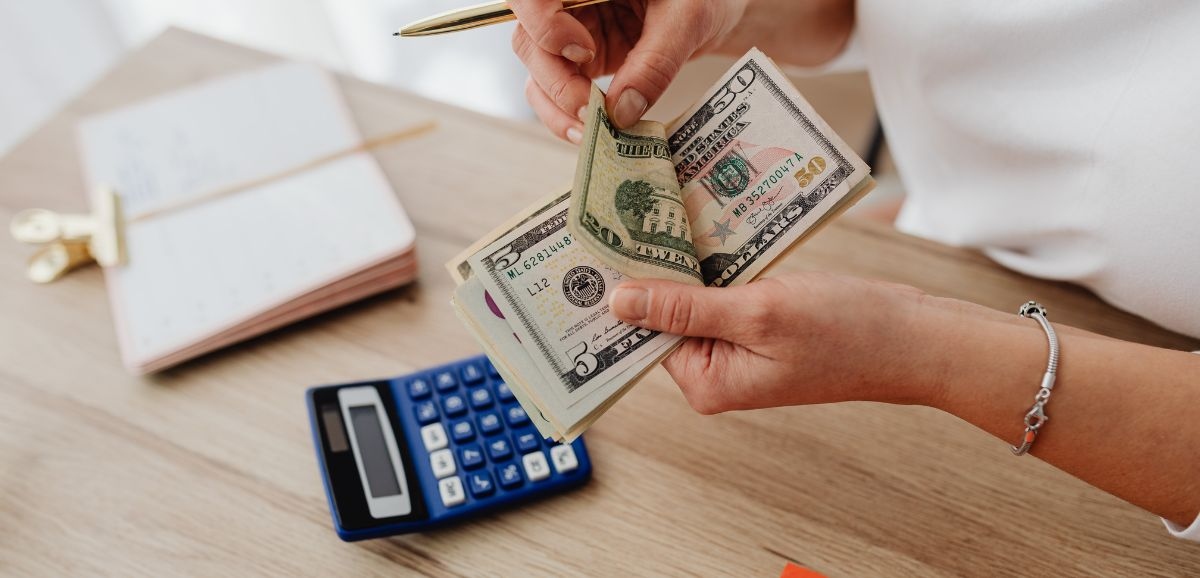 Thu nhập của vợ chồng tôi không thấp, thế nhưng tháng nào vợ cũng tiêu hết sạch tiền (ảnh minh họa, nguồn: KT)