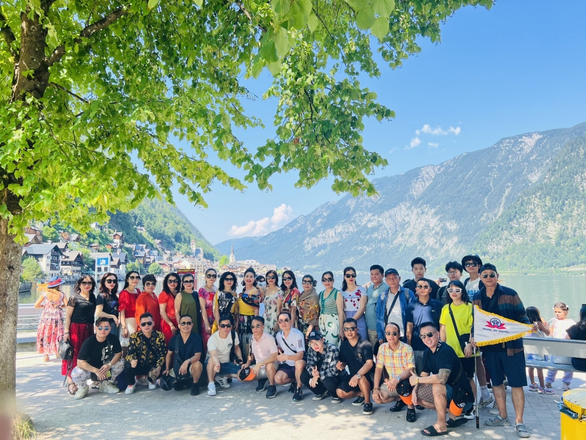 Các doanh nghiệp ghi nhận lượng khách đi châu Âu có sự tăng trưởng trong dịp hè. Ảnh: Tràng An Travel