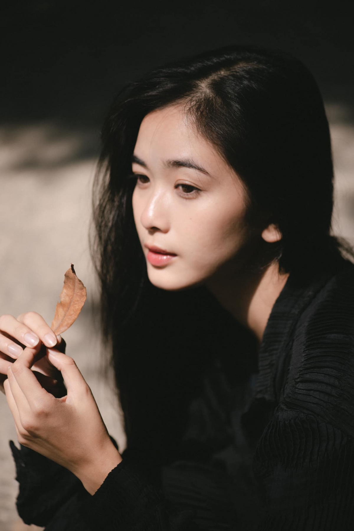 Điểm nổi bật “gây thương nhớ” của nhân vật Miền, cũng là lợi thế của diễn viên Ngọc Xuân từ vòng tuyển chọn chính là đôi mắt ẩn chứa nhiều cảm xúc và nụ cười rạng rỡ.