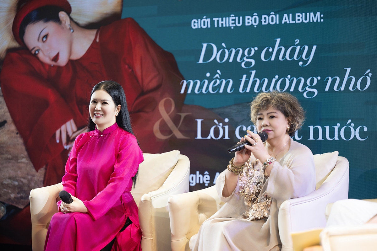 NSND Thanh Hoa chia sẻ tại họp báo. Ảnh: Hoàn Như