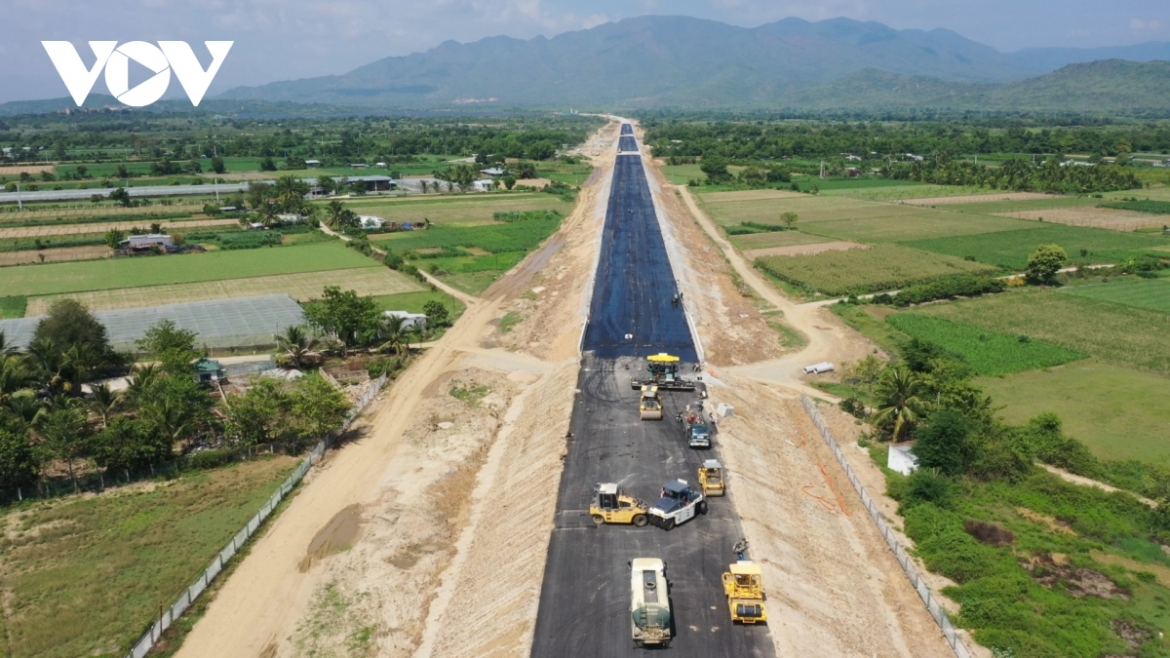 Các dự án Cao tốc Bắc - Nam vẫn chiếm phần lớn số vốn đầu tư mà Bộ Giao thông Vận tải đã giải ngân trong Quý I đầu năm nay.