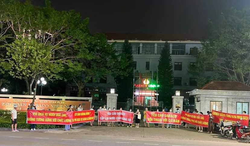 Cư dân phản đối chủ đầu tư Dabaco thu phí dịch vụ nhà ở xã hội cao với mức 8.500 đồng/m2