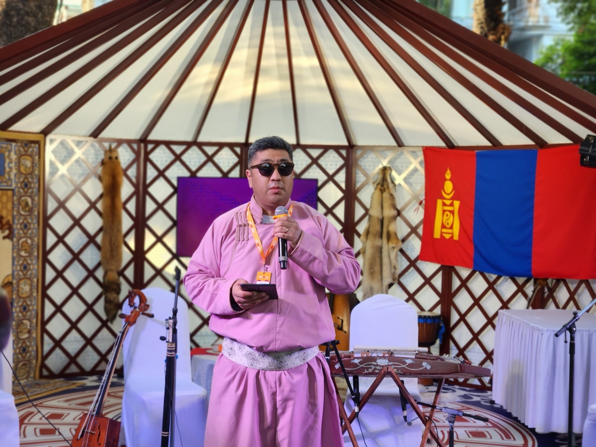 Ông Munkhnasan Oldokh giới thiệu du lịch Mông Cổ tại TP.HCM