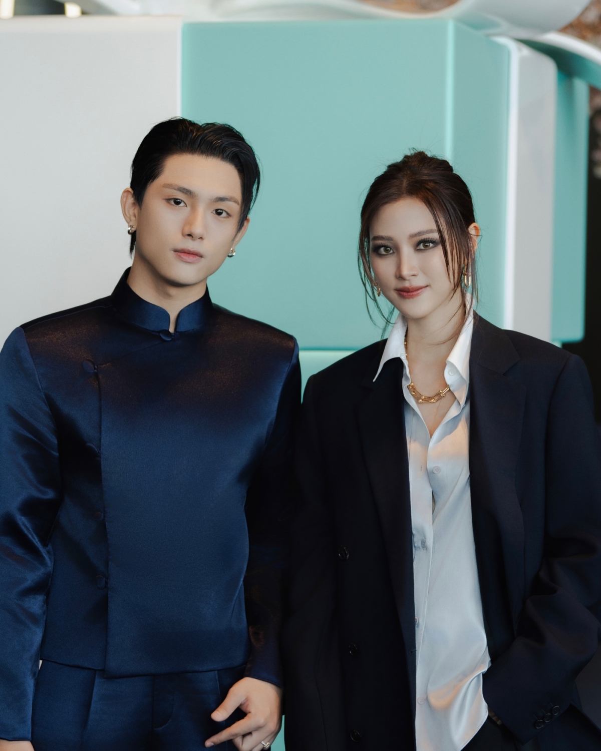 Grey D sánh vai cùng mỹ nhân Baifern Pimchanok tại Tokyo