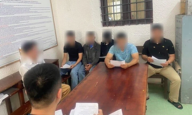 Trong số 24 người bị khởi tố vì hành vi truyền bá văn hóa phẩm đồi trụy, cơ quan chức năng Quảng Nam bắt giam đối với 6 đối tượng. (Ảnh: C.A)